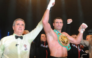 Vitali Klitschko bảo vệ thành công đai WBC