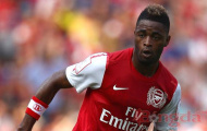 Tiền vệ Alex Song có thể rời Arsenal tới PSG