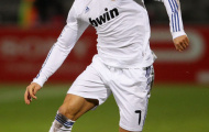 Chờ Ronaldo biến Messi thành... hạng hai