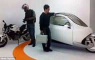 Sắp ra mắt mô-tô “lai” ô-tô