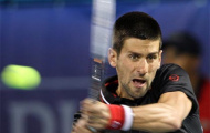 Djokovic thua trận đầu tiên trong năm