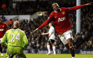 Ashley Young toả sáng, M.U đè bẹp Tottenham
