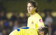 Villarreal “chết” vào phút cuối, Valencia thắng nhọc trong cơn mưa thẻ