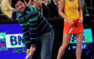 Rory McIlroy so vợt với Sharapova