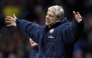 Wenger, Ferguson nổi giận vì bị LĐBĐ Anh “khóa miệng”