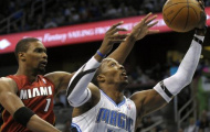 Orlando Magic 104 - 98 Miami Heat: Bản lĩnh Dwight Howard