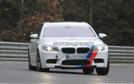 'Tóm gọn' BMW M5 Ring Taxi 2013 trên đường thử