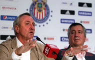 Johan Cruyff lại 'tấn công Jose Mourinho'