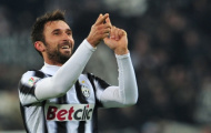 Vucinic 'sút tung cửa' đưa Juve vào chung kết Coppa Italia