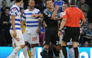 'Muốn hay không, cầu thủ Chelsea và QPR vẫn phải bắt tay!'