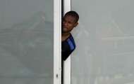 Eric Abidal sẽ lên bàn mổ vào tuần sau