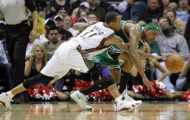 Milwaukee Bucks 91 - 100 Boston Celtics: Chủ nhà đứt mạch thắng