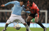 Antonio Valencia lo Carlos Tevez sẽ đả bại Man Utd, dâng chức vô địch cho Man City