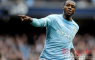 Toure: 'Man City hãy nhìn vào tấm gương Barca'