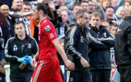 Andy Carroll phản ứng với Dalglish, chửi cả HLV đối thủ