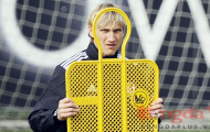 Leverkusen 'đánh bạc' với Sami Hyypia