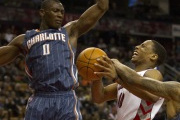 Video NBA: Toronto Raptors 92 - 87 Charlotte Bobcats