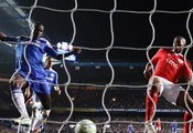 Video: Pha bỏ lỡ tệ hại của Ramires (Chelsea) v Benfica