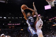 Video NBA 6/4: Memphis Grizzlies cắt đứt mạch thắng trên sân nhà của Miami Heat