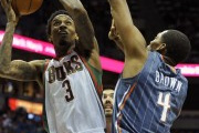 Video NBA 6/4: Milwaukee Bucks 95 - 90 Charlotte Bobcats