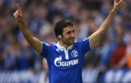 Raul lại nổ súng cho Schalke, Real có nhớ đến anh không?