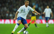 Kyle Walker ngưỡng mộ Gary Neville và Dani Alves