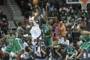 Video NBA 21/4: Atlanta Hawks 97 - 92 Boston Celtics