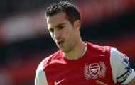 Van Persie: Xuất sắc nhất và... ra đi?