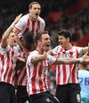 Southampton thăng hạng Premier league, West Ham dự cuộc chiến giành vé vớt
