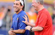 Sir Alex vs Carlos Tevez: Tình yêu và lòng thù hận