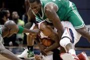 Video Play-off NBA: Rondo bị đuổi, Boston Celtics gục ngã trước Atlanta Hawks