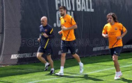 Nhân sự Barca: Pique tập luyện trở lại; Alexis chấn thương; Valdes bị sốt