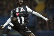 Video: Chiêm ngưỡng tài năng của 'sát thủ' đã 'kết liễu' Chelsea - Papiss Cisse