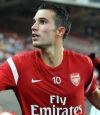 Huấn luyện viên Wenger tin Van Persie sẽ ở lại Arsenal