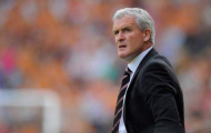 Mark Hughes than vãn vì quyết định chọn HLV Tam Sư của FA