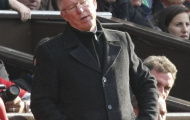 HLV Ferguson lại 'dọa' Man City