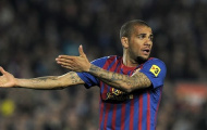 Dani Alves lại bị thẻ đỏ: Tại sao, Alves?