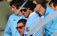 Tevez đổ thêm dầu vào lửa vụ Fergie: Việc gì phải xin lỗi