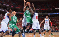 Play-off NBA: Boston Celtics vượt lên dẫn trước Philadelphia 76ers