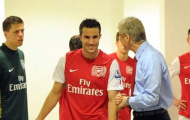 Arsenal cấm van Persie tiếp xúc với báo chí