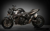 Khi BMW F800R hóa thân thành 'thú săn mồi'