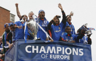 Chùm ảnh đặc biệt: Chelsea diễu hành cùng Cúp vô địch Champions League tại London