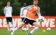 Per Mertesacker tập luyện trở lại cùng ĐT Đức
