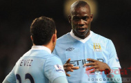 Mancini lên tiếng về thông tin City bán Balotelli và Tevez