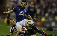 Man United được 'bật đèn xanh' vụ mua Baines