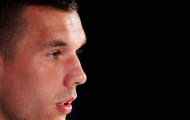 Podolski: Thất bại của Bayern Munich không ảnh hưởng gì tới tuyển Đức