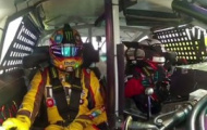 Video: Xem chủ tịch Toyota lái Camry phiên bản đua