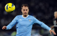 Các 'ông lớn' Premier League cùng săn hậu vệ trái của Lazio