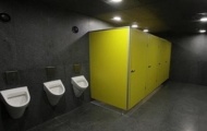 Lạ kì EURO: 1 toalet giá 50.000 USD