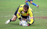 Đinh Hoàng La chia tay sớm V.League